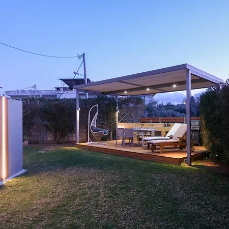 Glaros Twin, Flats W. Private Garden Near